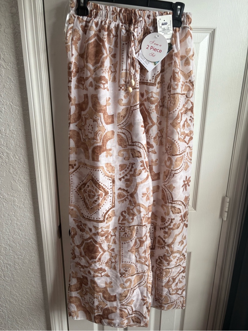 Lightweight White Button-Front Pant Set with Tan Paisley Print - Picture 2 of 3